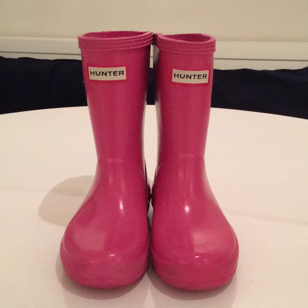 Hunter toddler pink gloss rain boots
